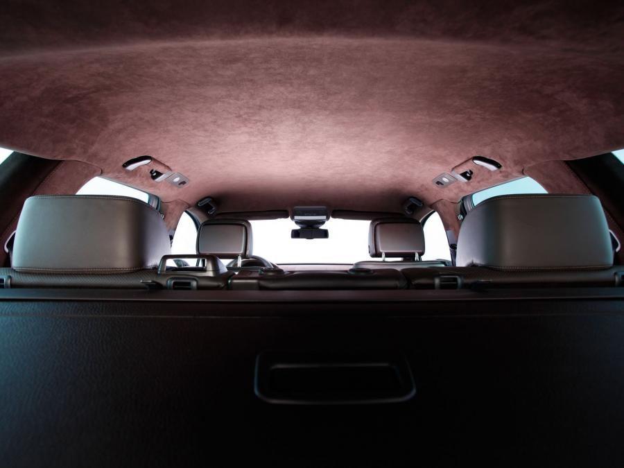  Volkswagen Touareg by Je Design 2011 года  (фото 10 из 12)